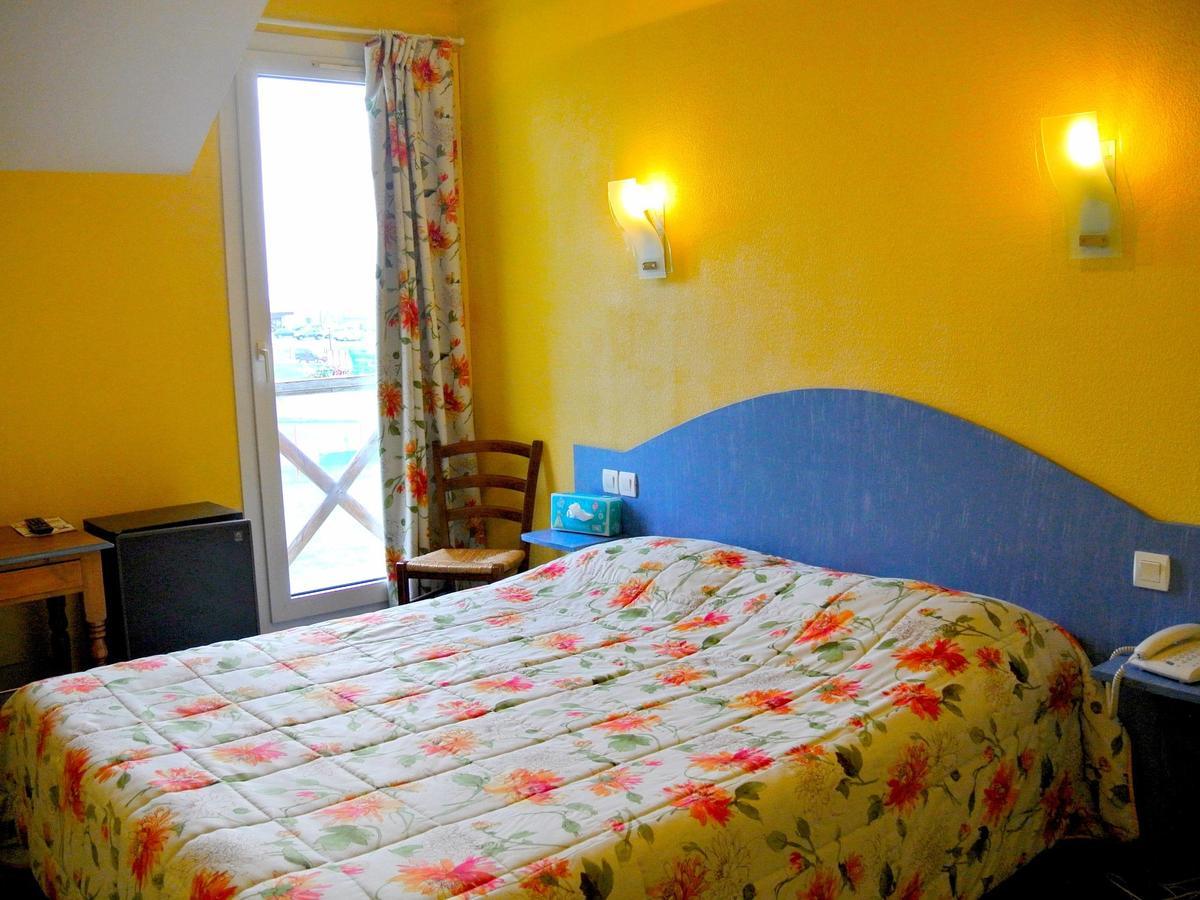 Logis Argonne Hotel Vouziers Экстерьер фото